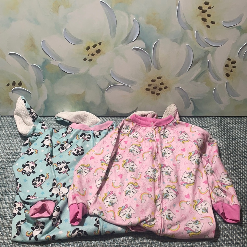 Mon Petit Girl’s Zipper Footed Pajamas (includes 2)-Size 4T